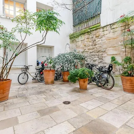Appartamento Spacieux, Chic Et Calme, Près Du Bon Marché *