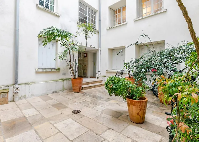 Appartement Spacieux, Chic Et Calme, Près Du Bon Marché *