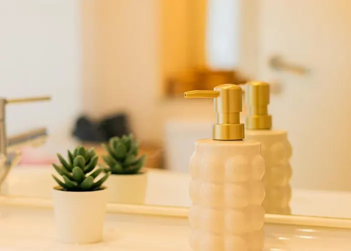 Spacieux, Chic Et Calme, Près Du Bon Marché Appartement Paris